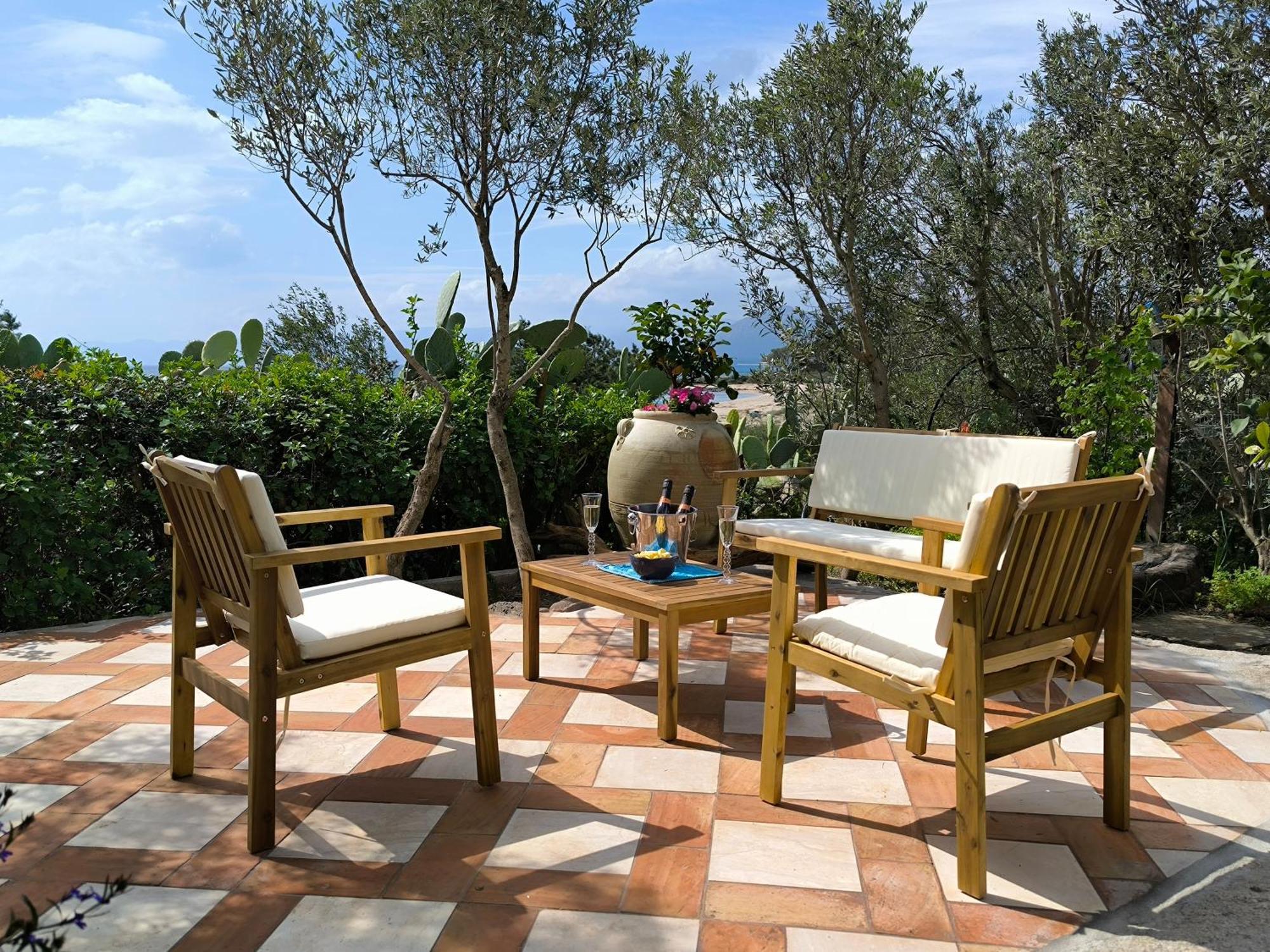 Splendida In Riva Al Mare Villa Orosei